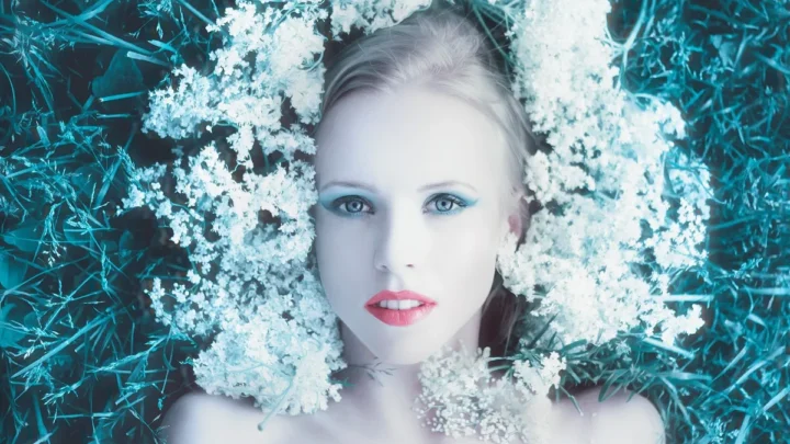 girl with flowers photoshoot hair style model emotions fashion female 628722